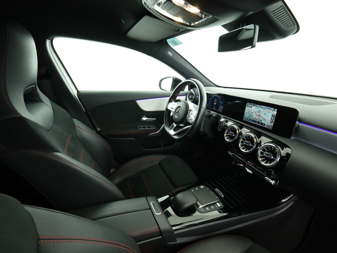 Mercedes-Benz A 250 e Bild 17