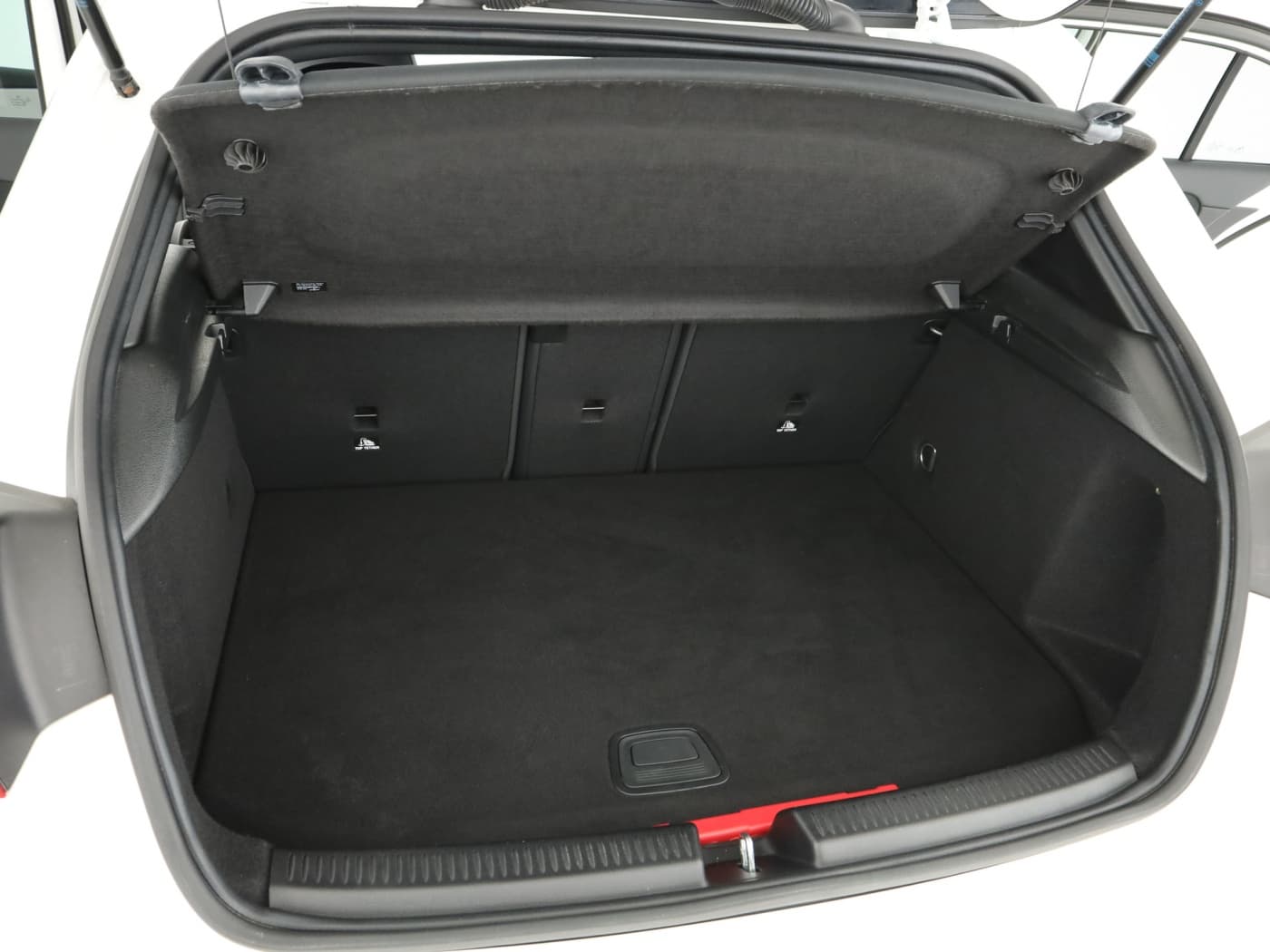 Mercedes-Benz A 250 e Bild 22