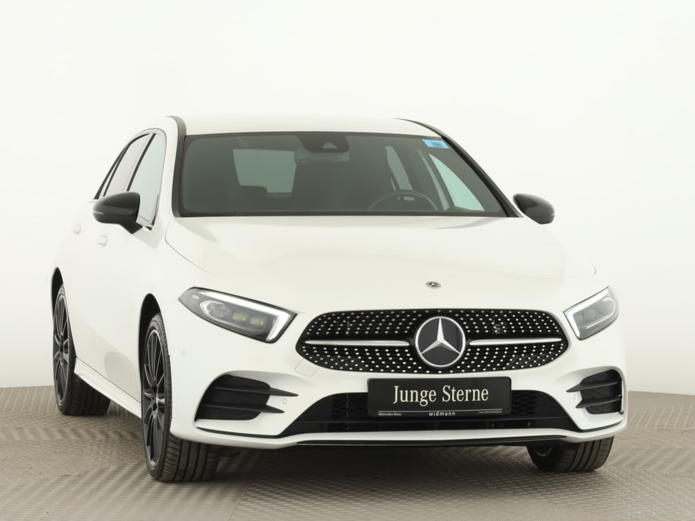 Mercedes-Benz A 250 e Bild 3