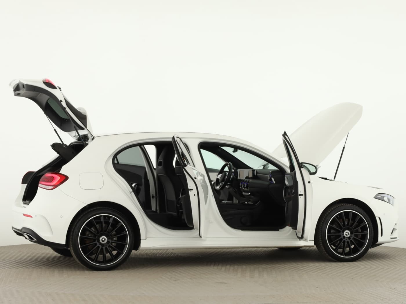 Mercedes-Benz A 250 e Bild 8