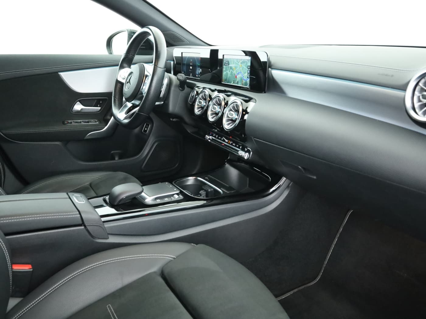 Mercedes-Benz CLA 250 e SB Bild 17