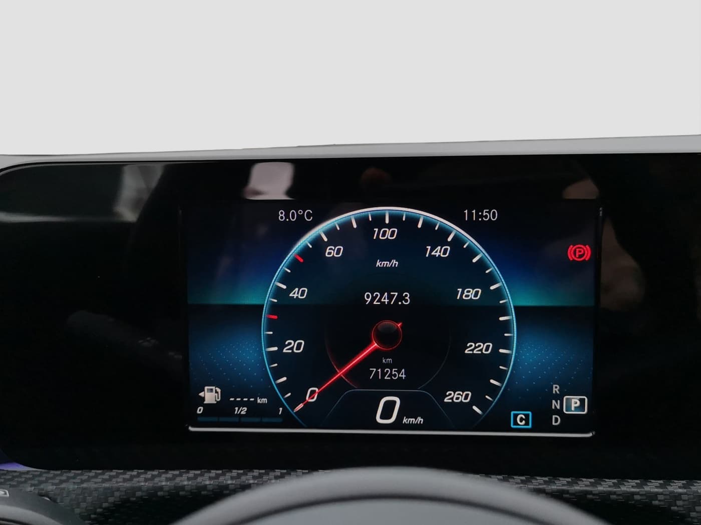 Mercedes-Benz CLA 180 d SB Bild 11