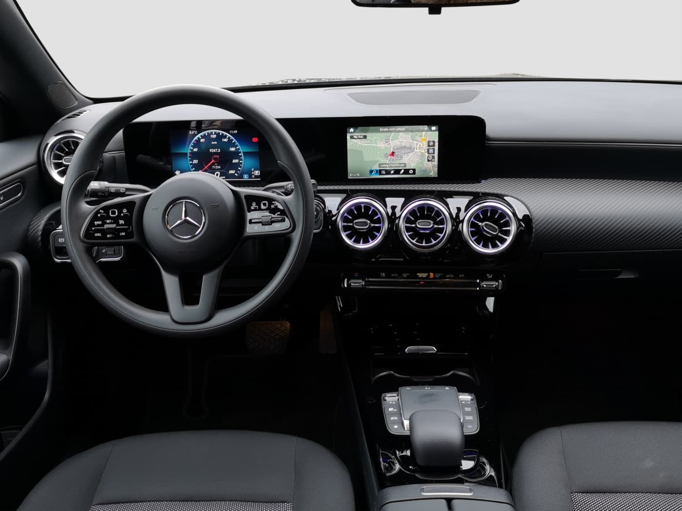 Mercedes-Benz CLA 180 d SB Bild 9