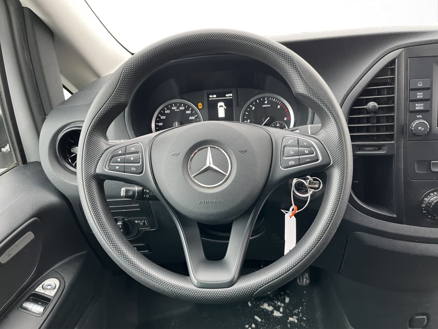 Mercedes-Benz Vito 114 CDI Tourer PRO Extralang Bild 10