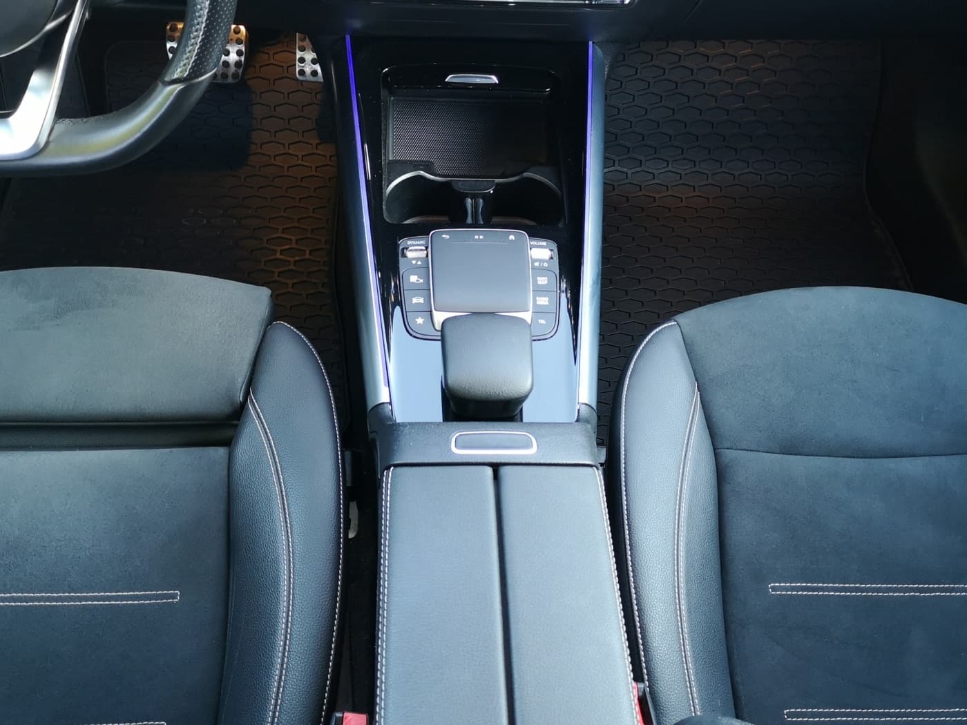 Mercedes-Benz B 250 e Bild 13