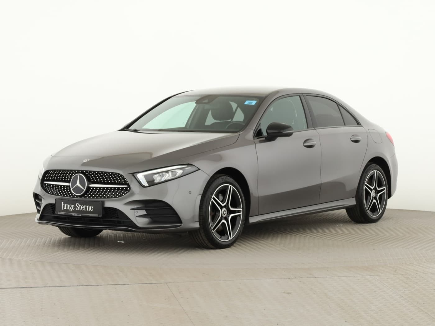 Mercedes-Benz A 250 e Lim Bild 5