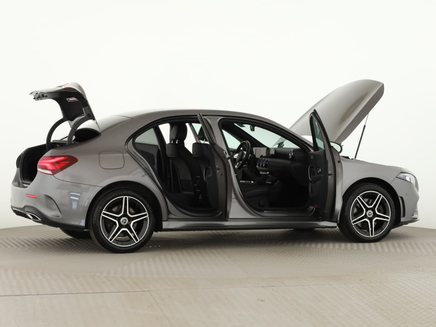 Mercedes-Benz A 250 e Lim Bild 8