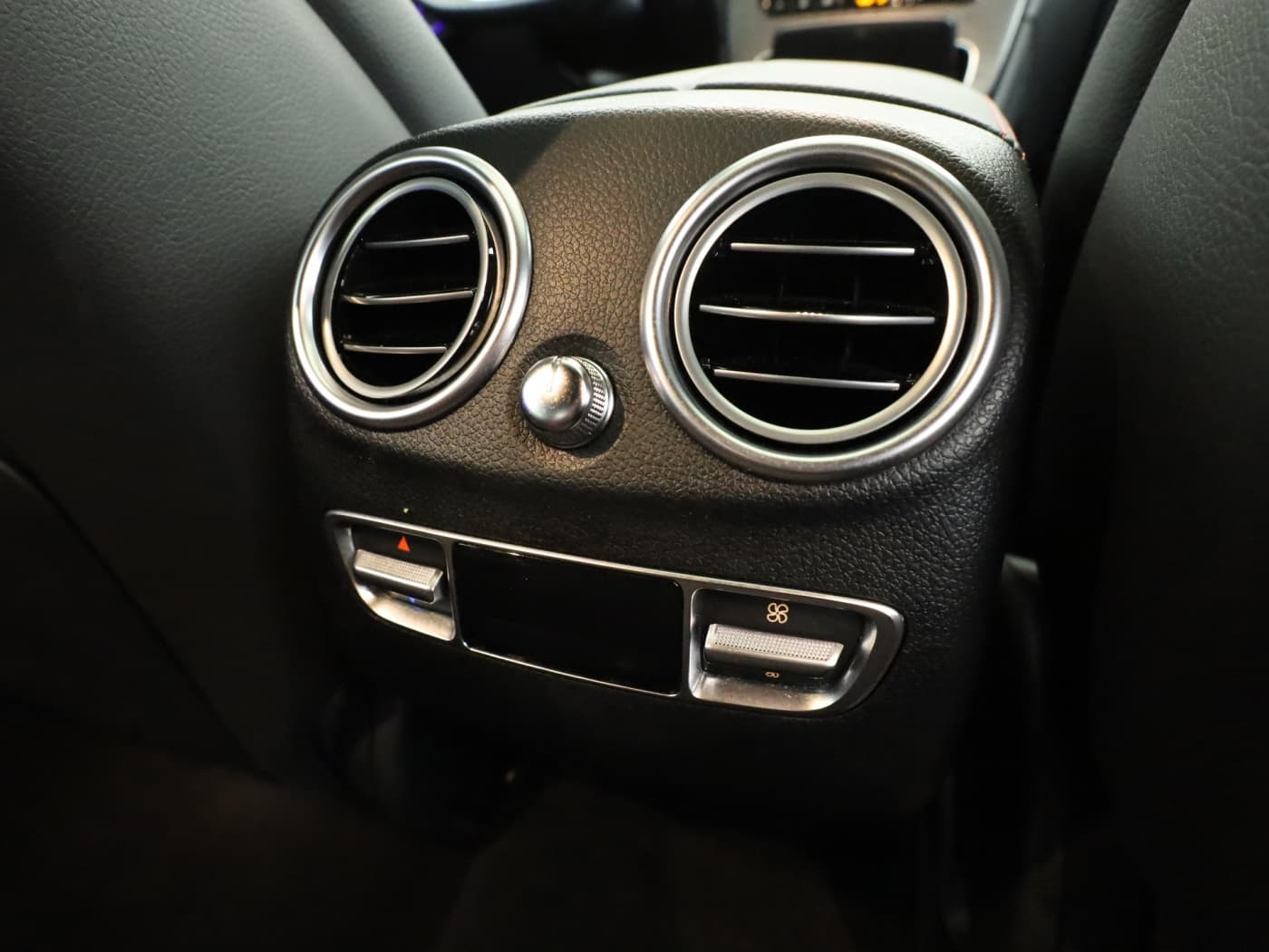 Mercedes-Benz GLC 300 d 4M Coup Bild 24