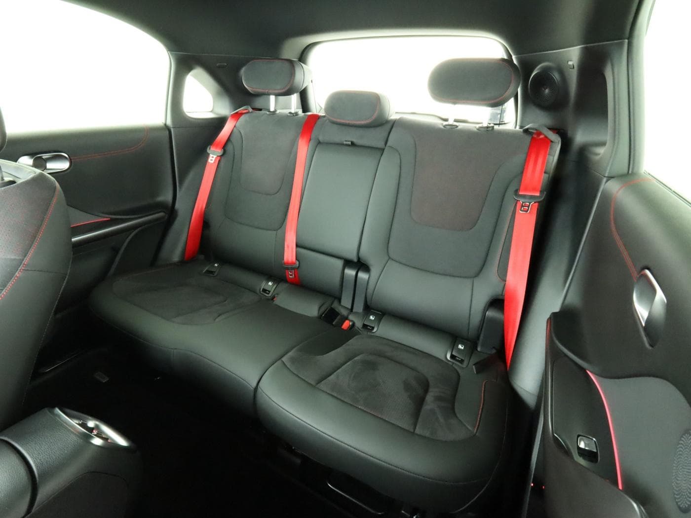 Smart 1 Brabus AWD (66kWh) Bild 18