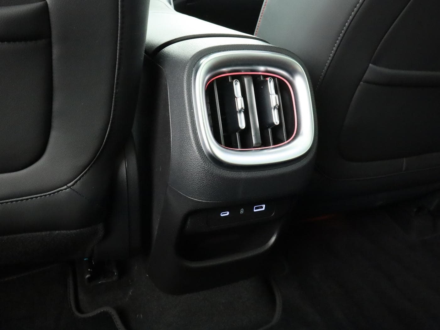 Smart 1 Brabus AWD (66kWh) Bild 24