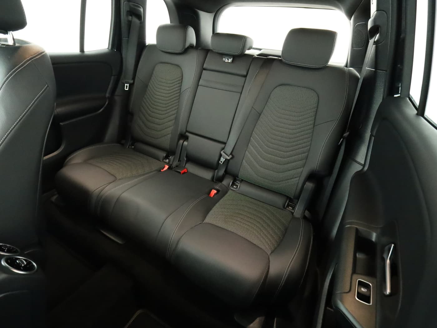 Mercedes-Benz GLB 200 d Bild 18