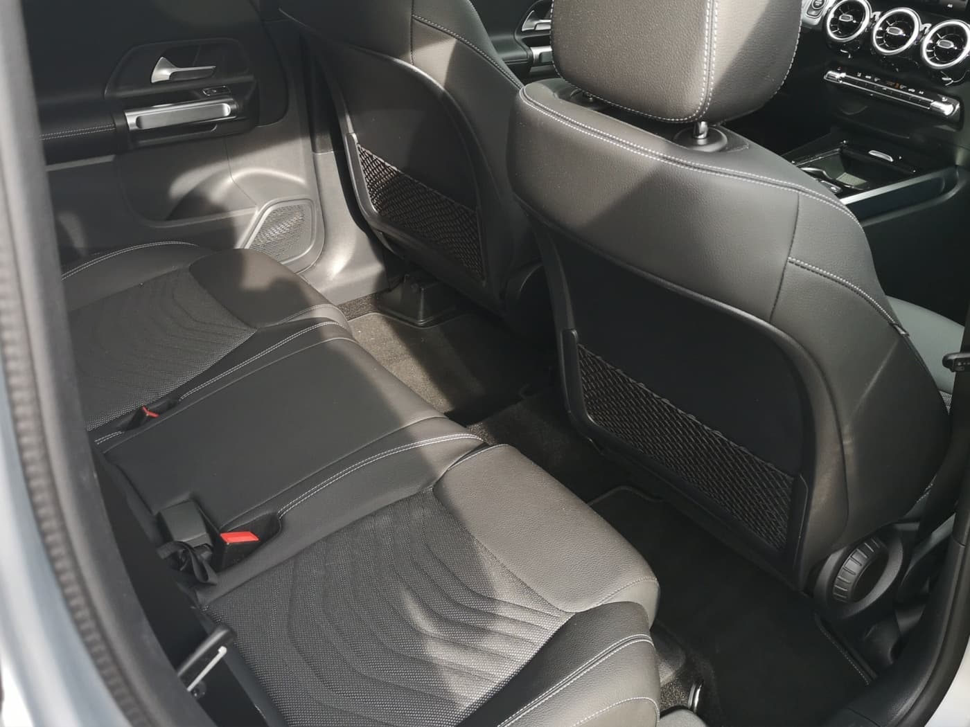 Mercedes-Benz GLB 200 d Bild 17