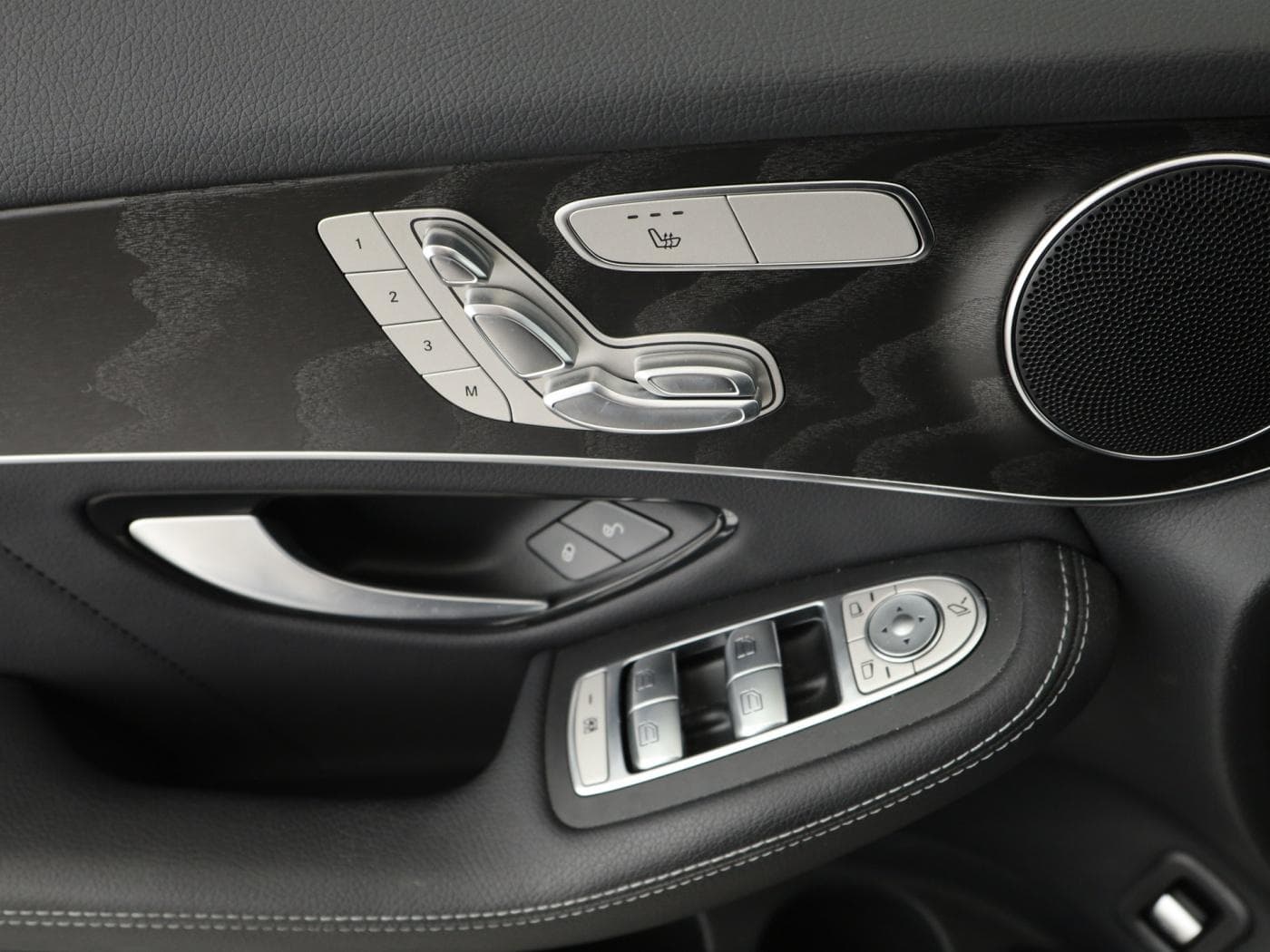 Mercedes-Benz GLC 300 de 4M Bild 20