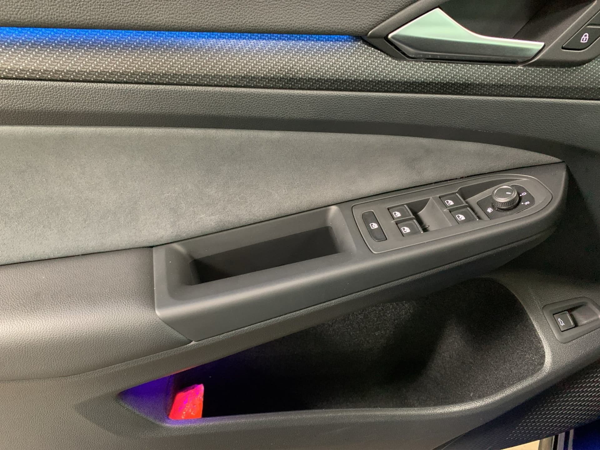 Volkswagen Golf Variant R-Line 1.5 l eTSI DSG Bild 16
