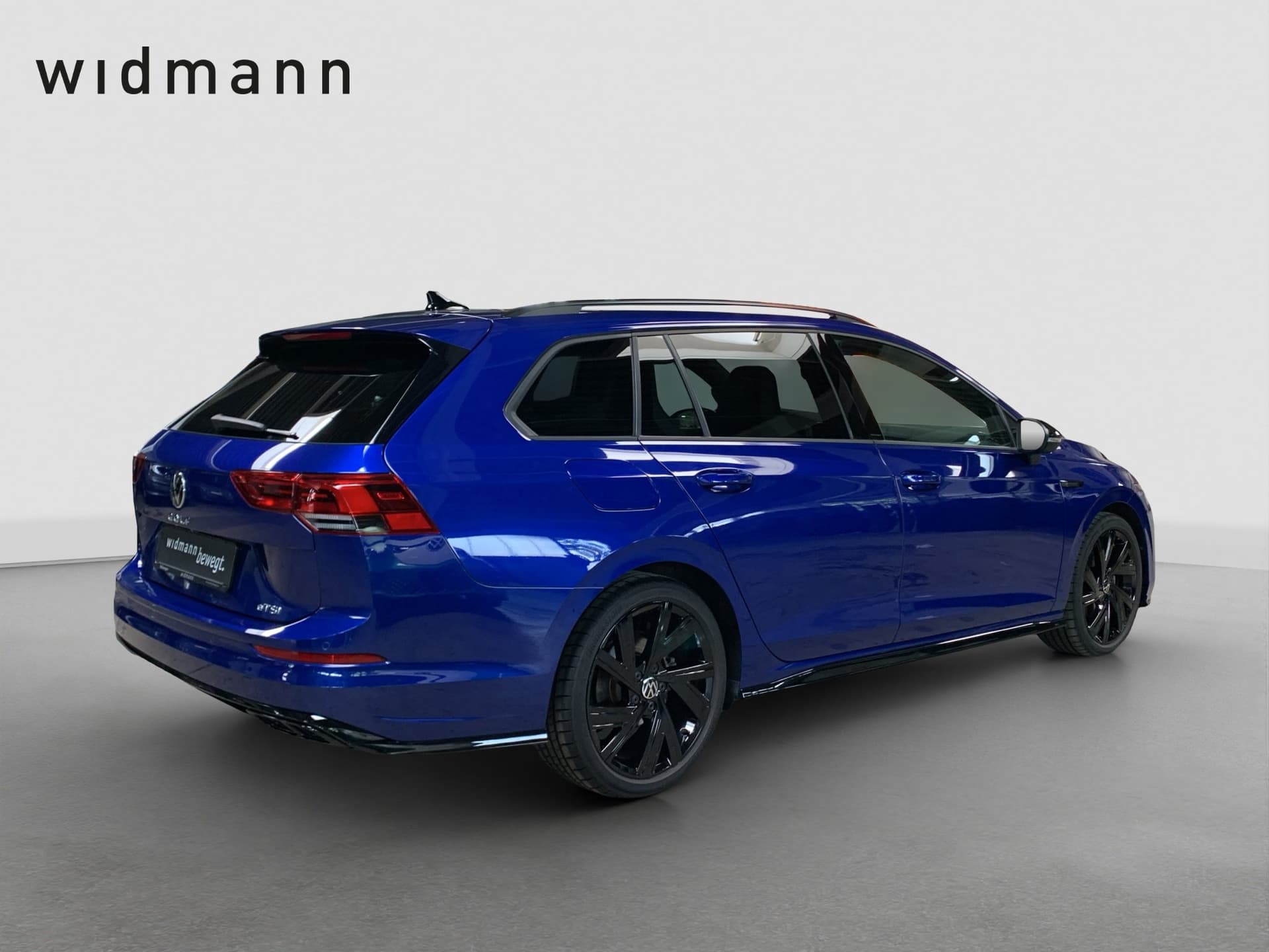 Volkswagen Golf Variant R-Line 1.5 l eTSI DSG Bild 2