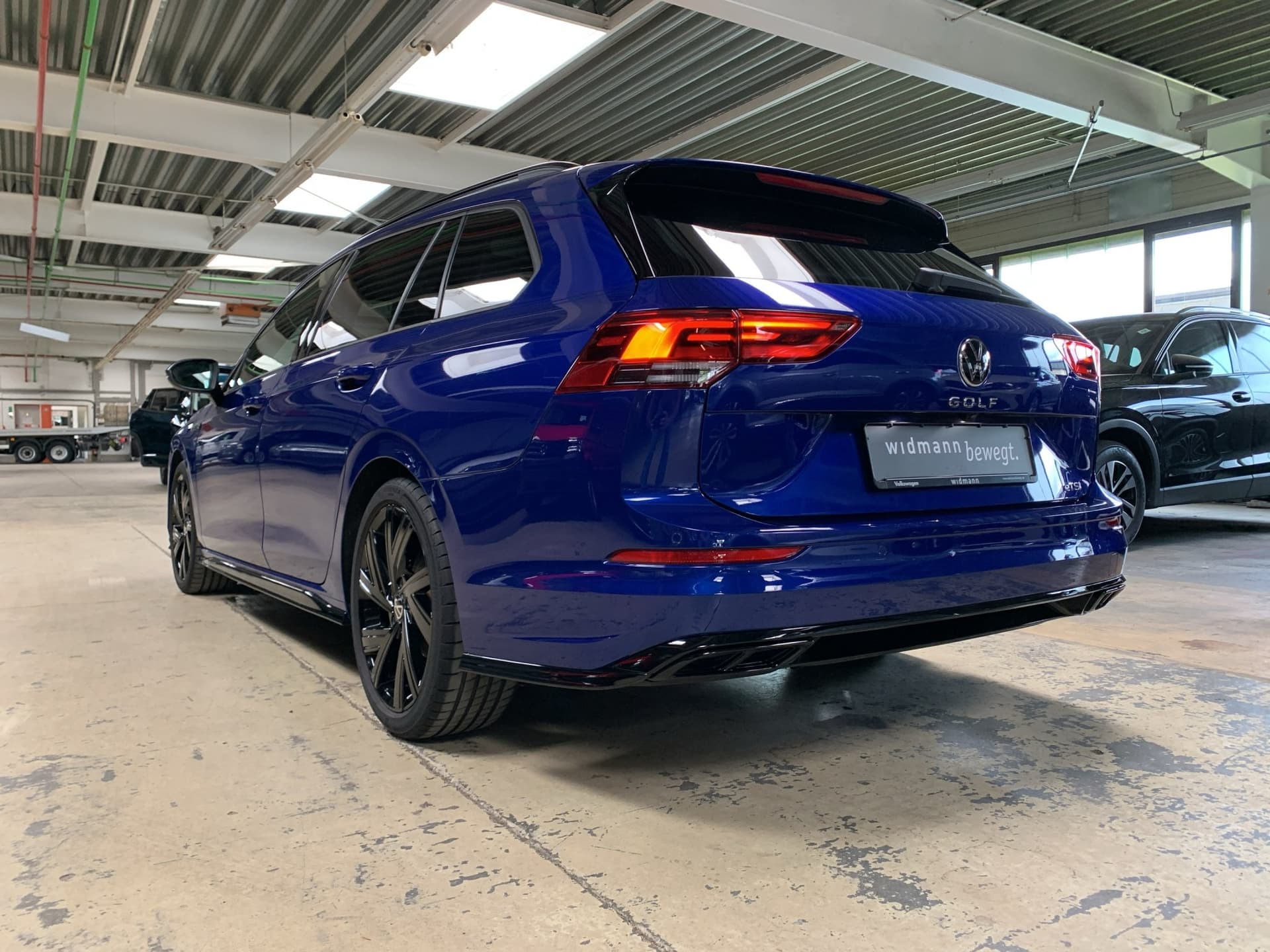 Volkswagen Golf Variant R-Line 1.5 l eTSI DSG Bild 22