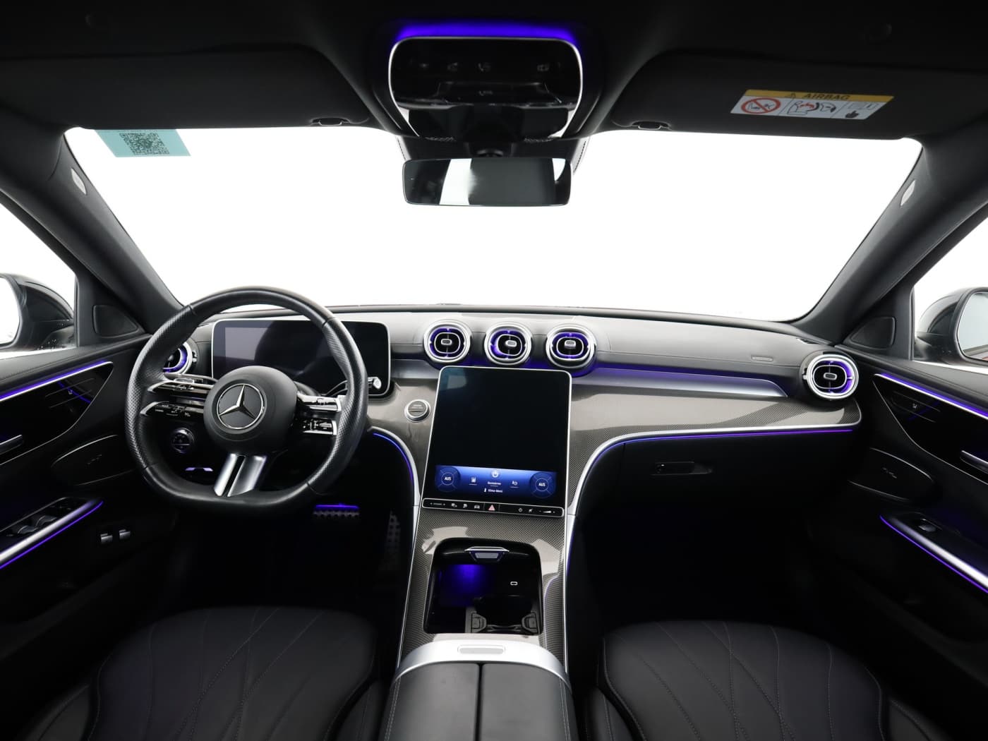 Mercedes-Benz C 300 e T Bild 19