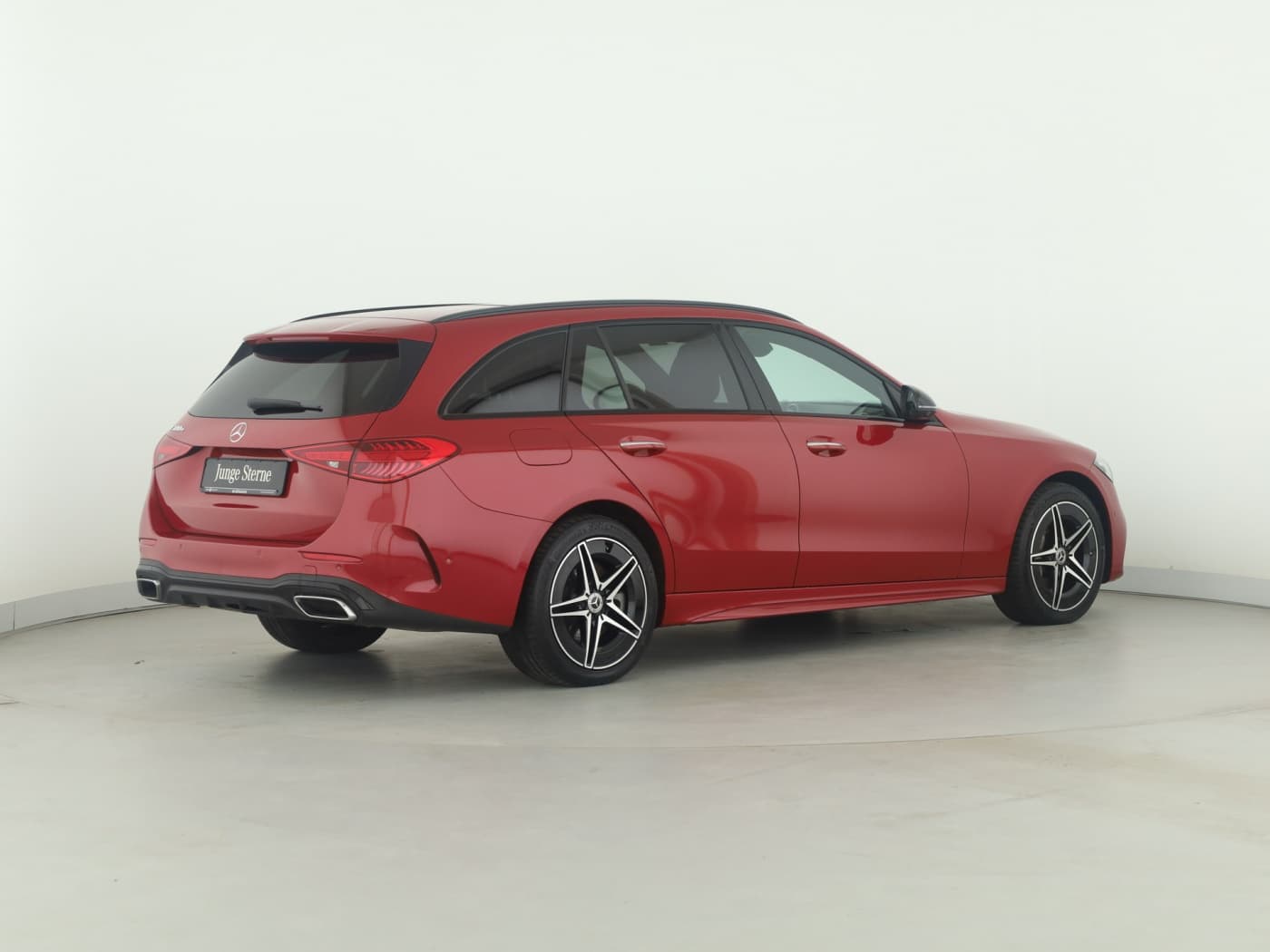 Mercedes-Benz C 300 e T Bild 6