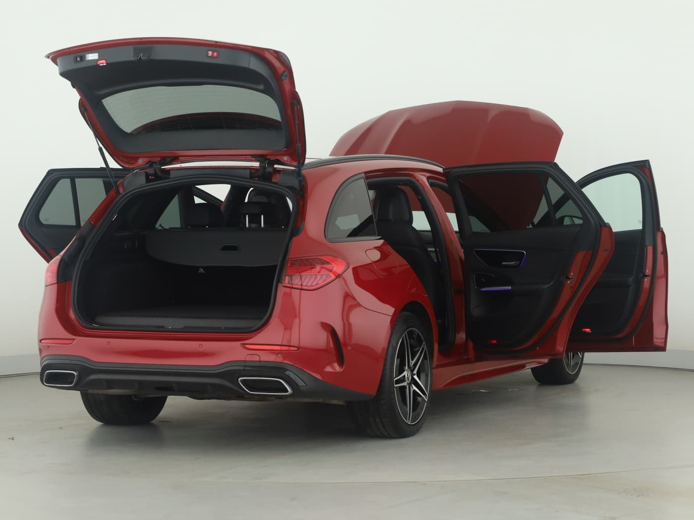 Mercedes-Benz C 300 e T Bild 9