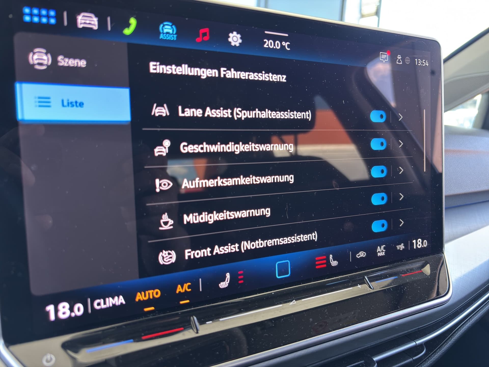 Volkswagen Golf Life 1.5 eTSI 150 PS DSG NAVI ACC KAMERA Bild 21