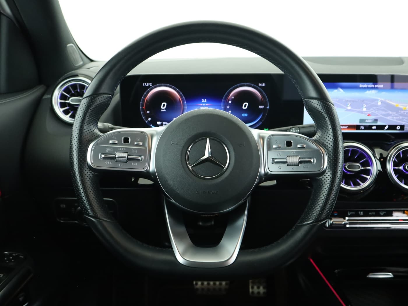Mercedes-Benz EQA 350 4M Bild 11