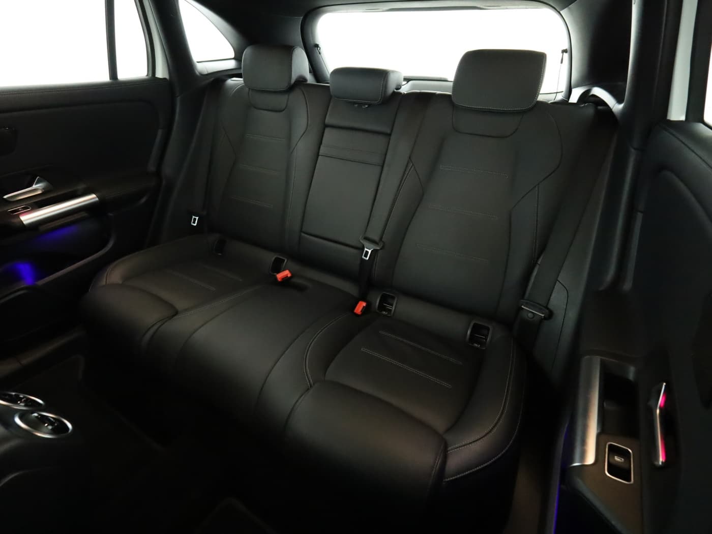 Mercedes-Benz EQA 350 4M Bild 18