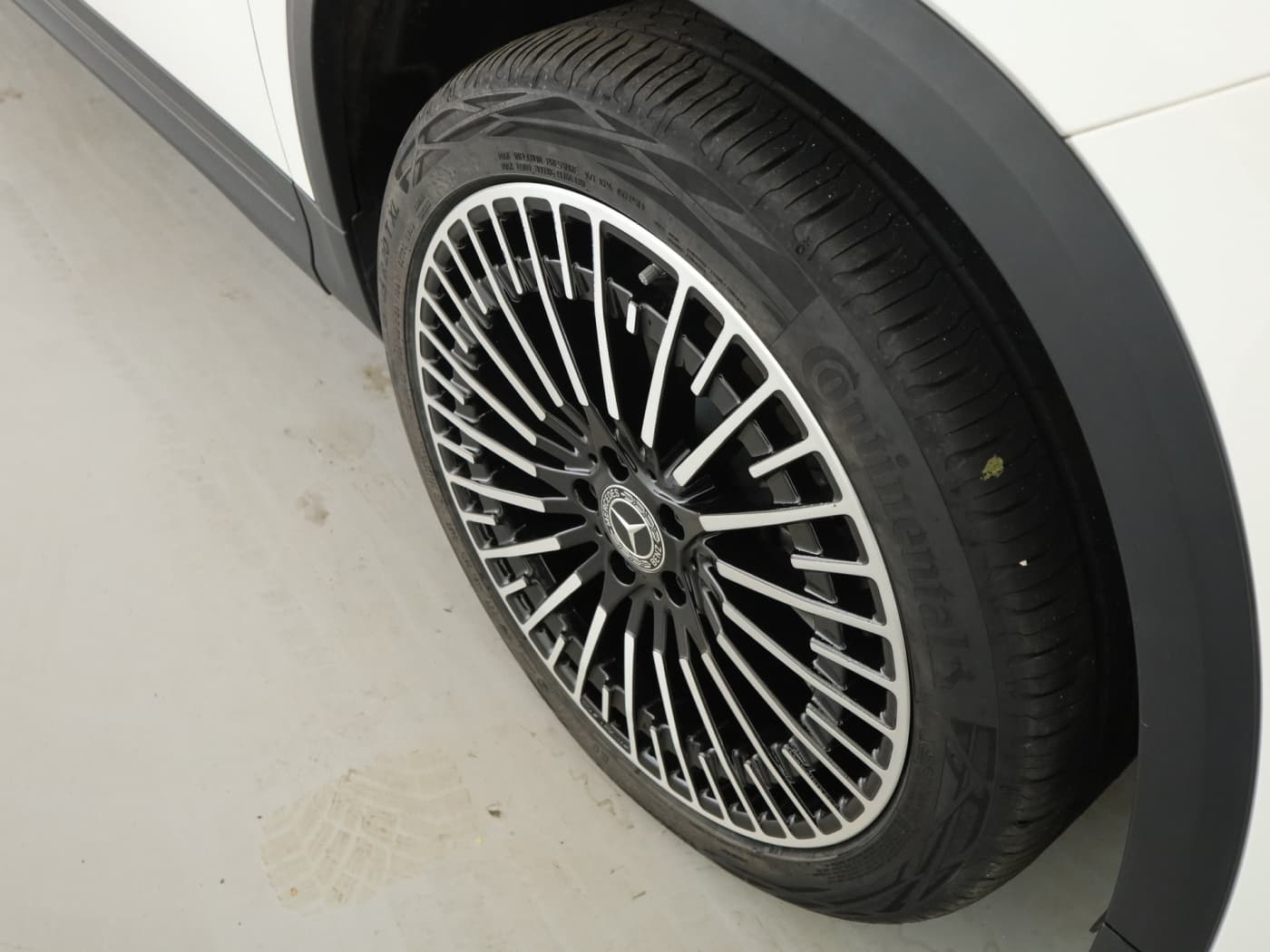 Mercedes-Benz EQA 350 4M Bild 21