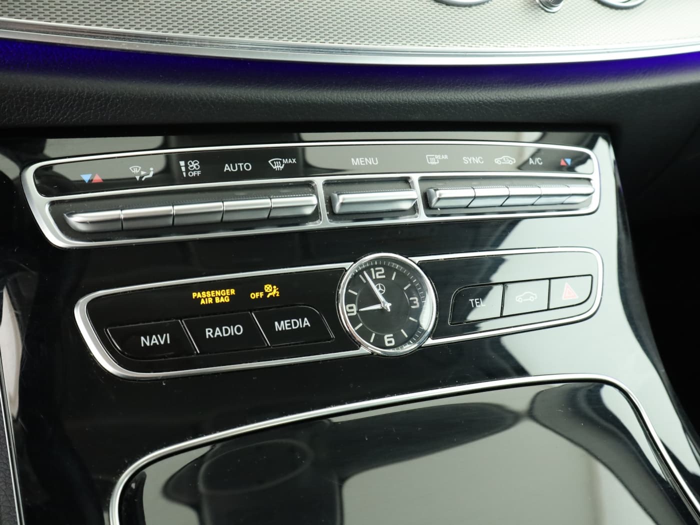 Mercedes-Benz E 200 Bild 14