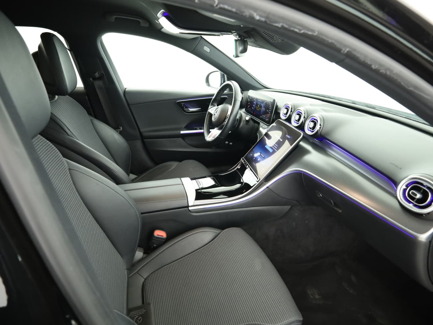 Mercedes-Benz C 300 e Bild 17