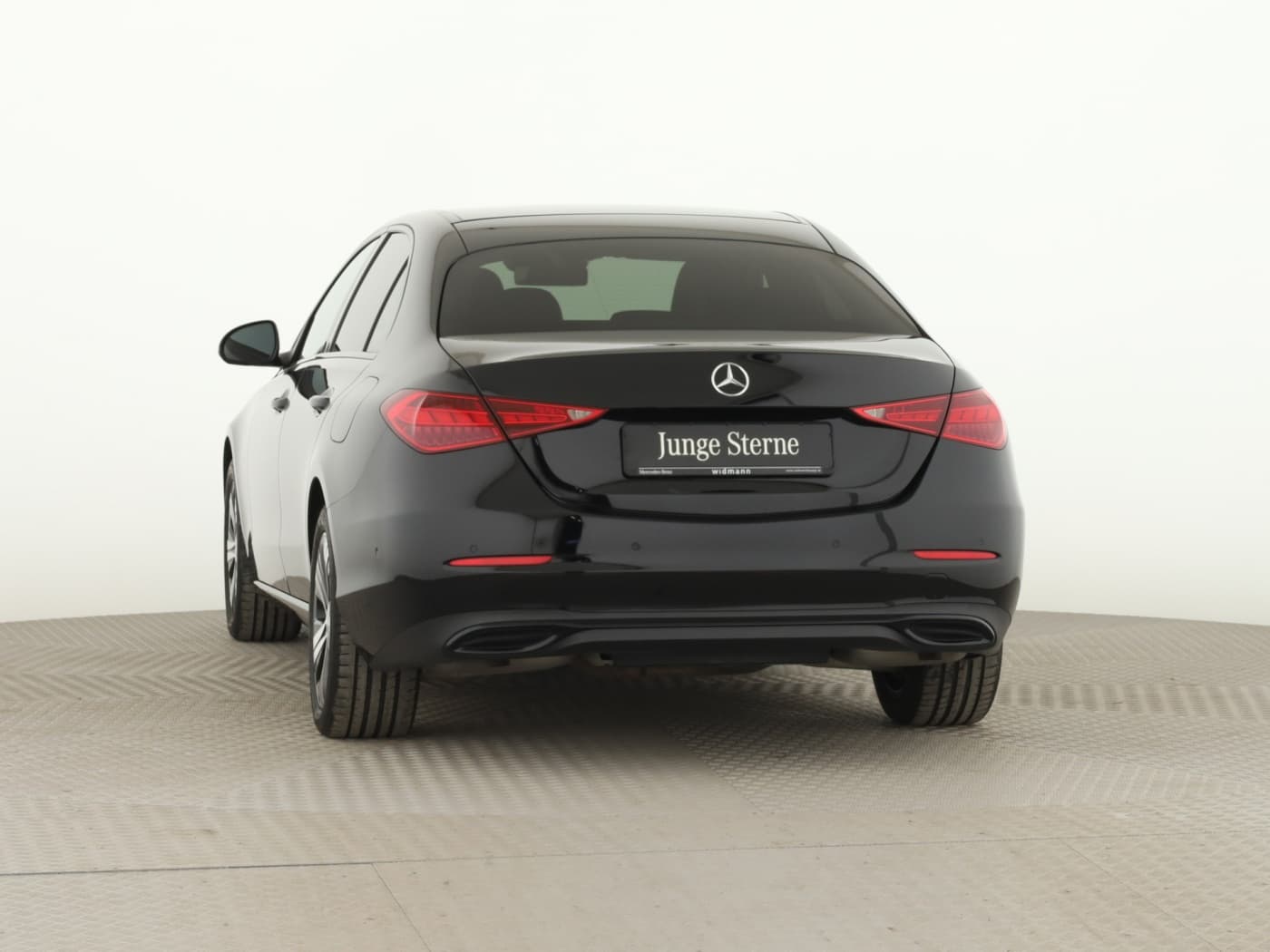 Mercedes-Benz C 300 e Bild 4