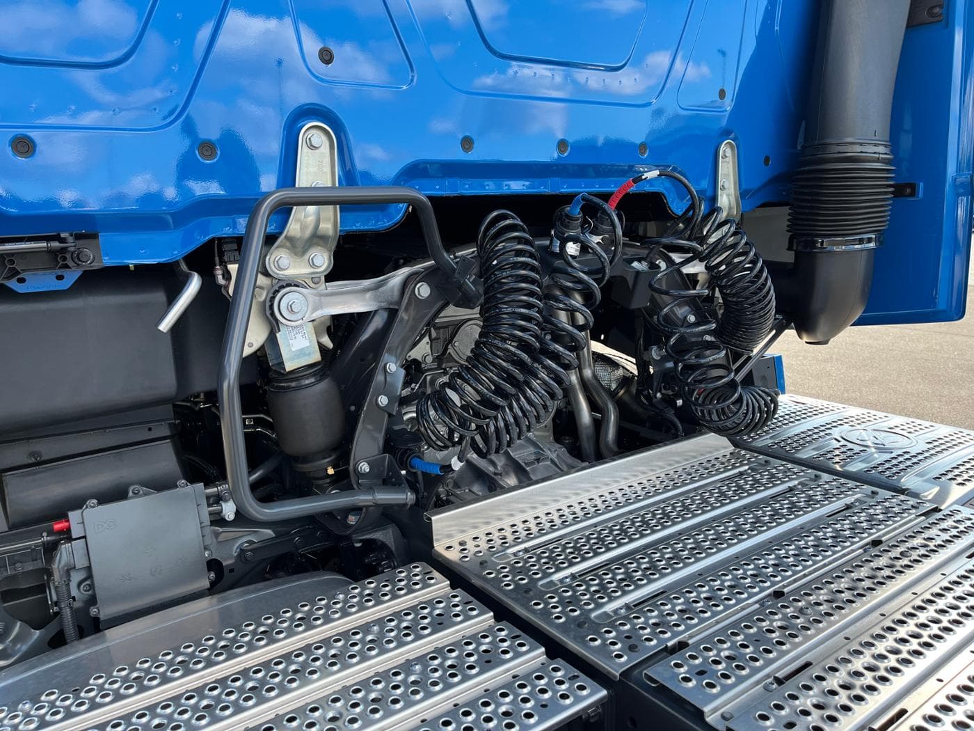 Mercedes-Benz Actros 1848 LS Bild 4