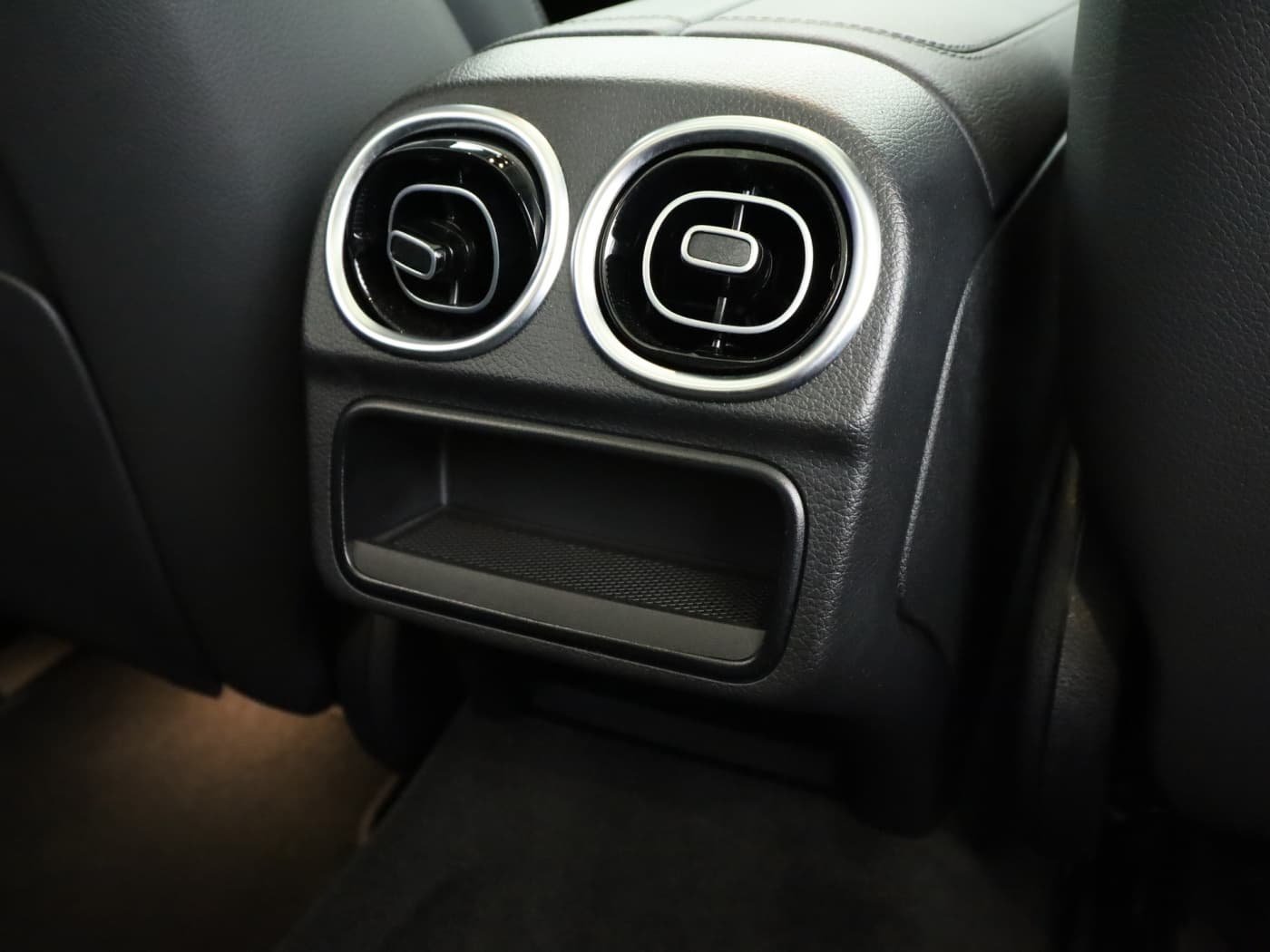 Mercedes-Benz C 180 Bild 24