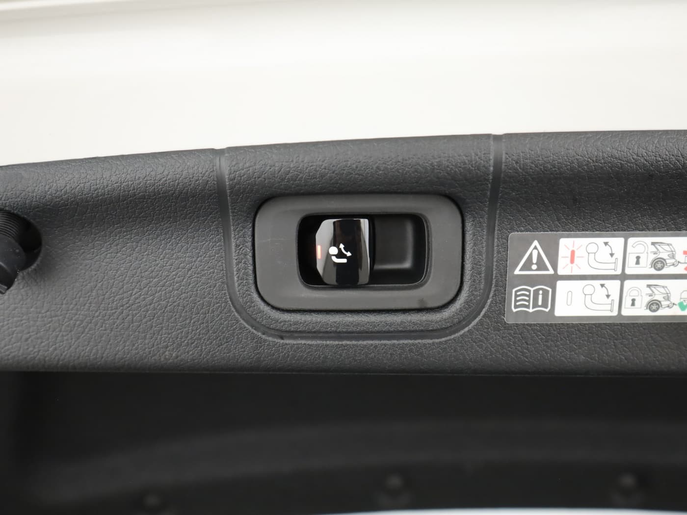 Mercedes-Benz C 180 Bild 25