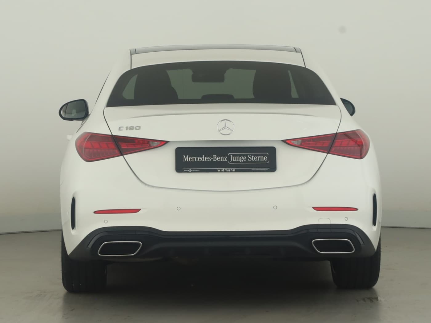 Mercedes-Benz C 180 Bild 4