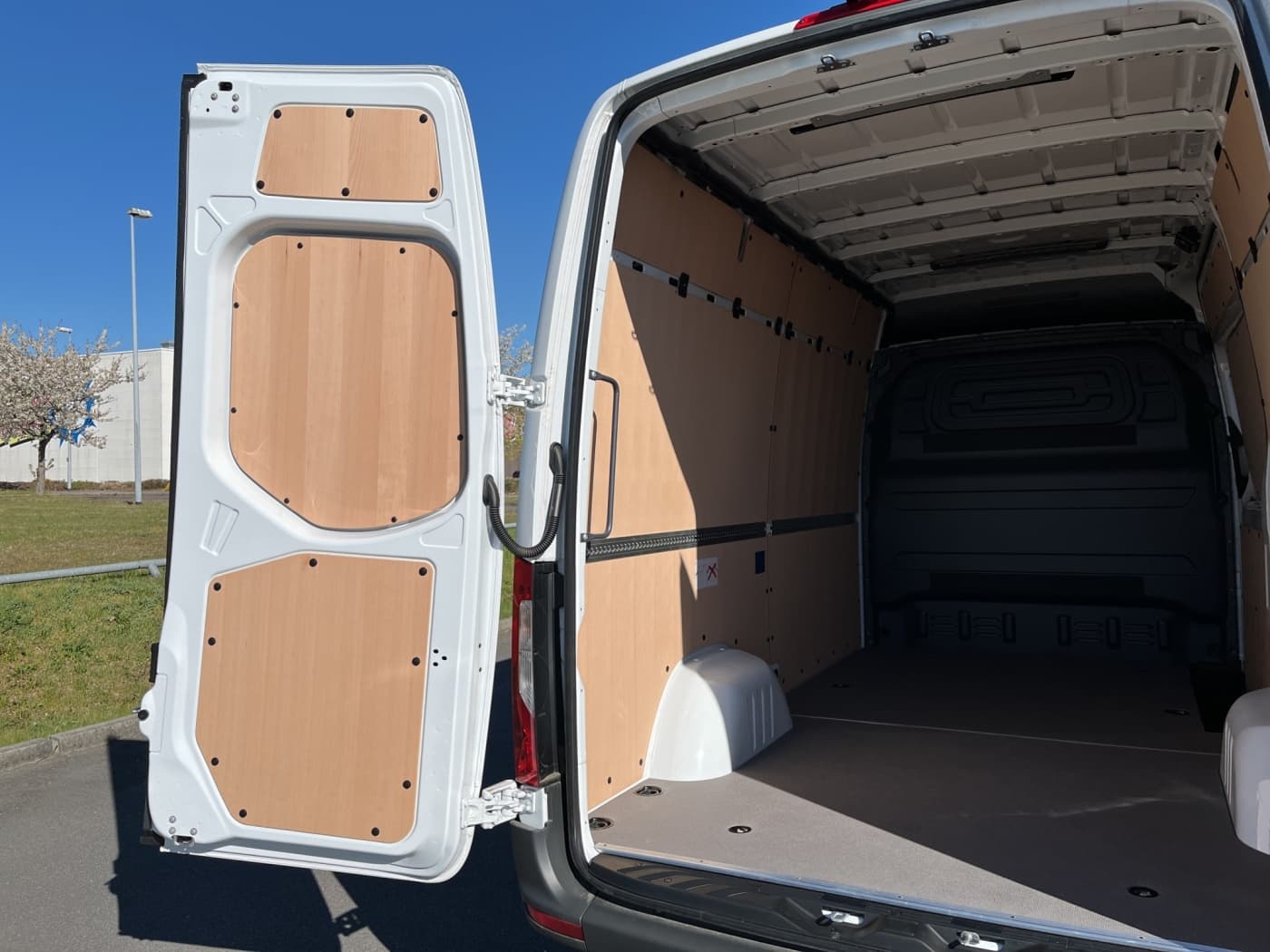 Mercedes-Benz Sprinter 319 CDI Kasten PRO L2H2 Bild 20