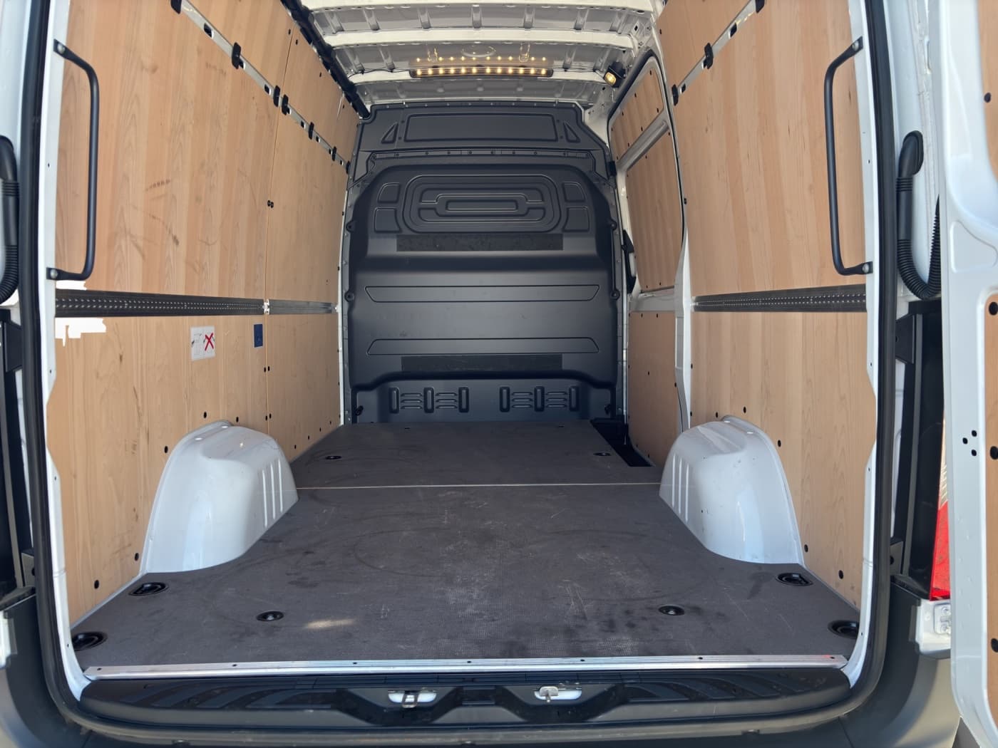 Mercedes-Benz Sprinter 315 CDI Kasten PRO Hochdach Standard Bild 18