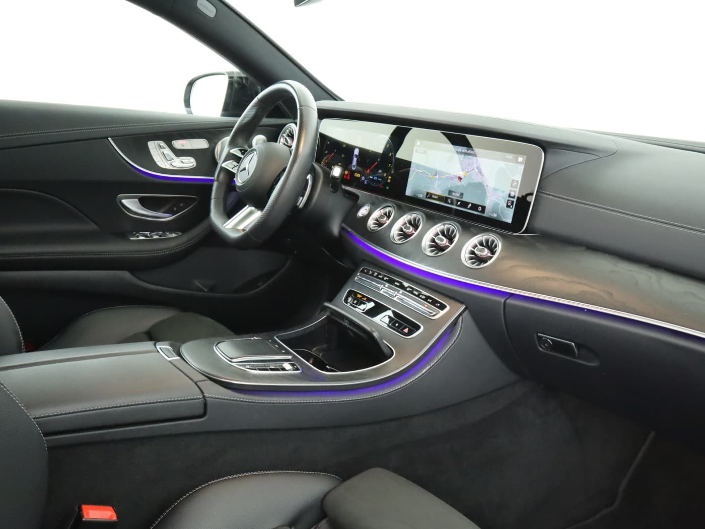 Mercedes-Benz E 200 Coup Bild 17