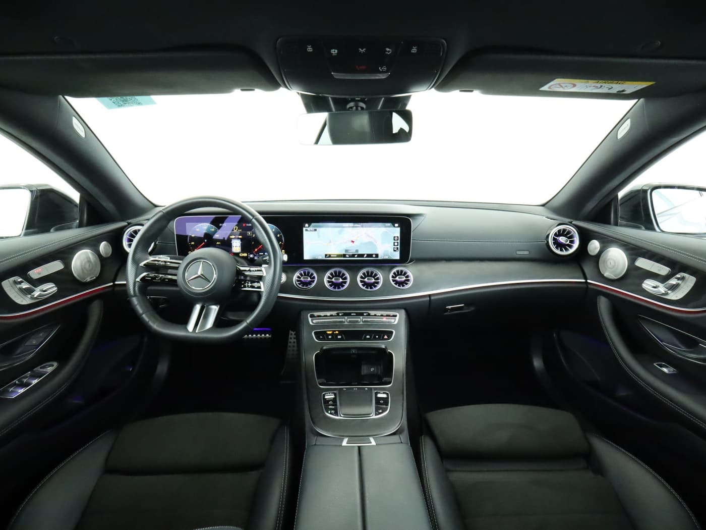 Mercedes-Benz E 200 Coup Bild 19