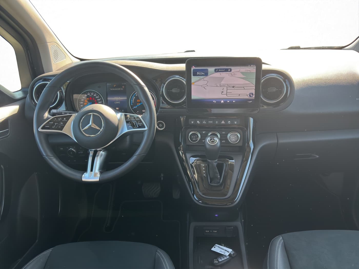 Mercedes-Benz EQT 200 Lang Bild 9