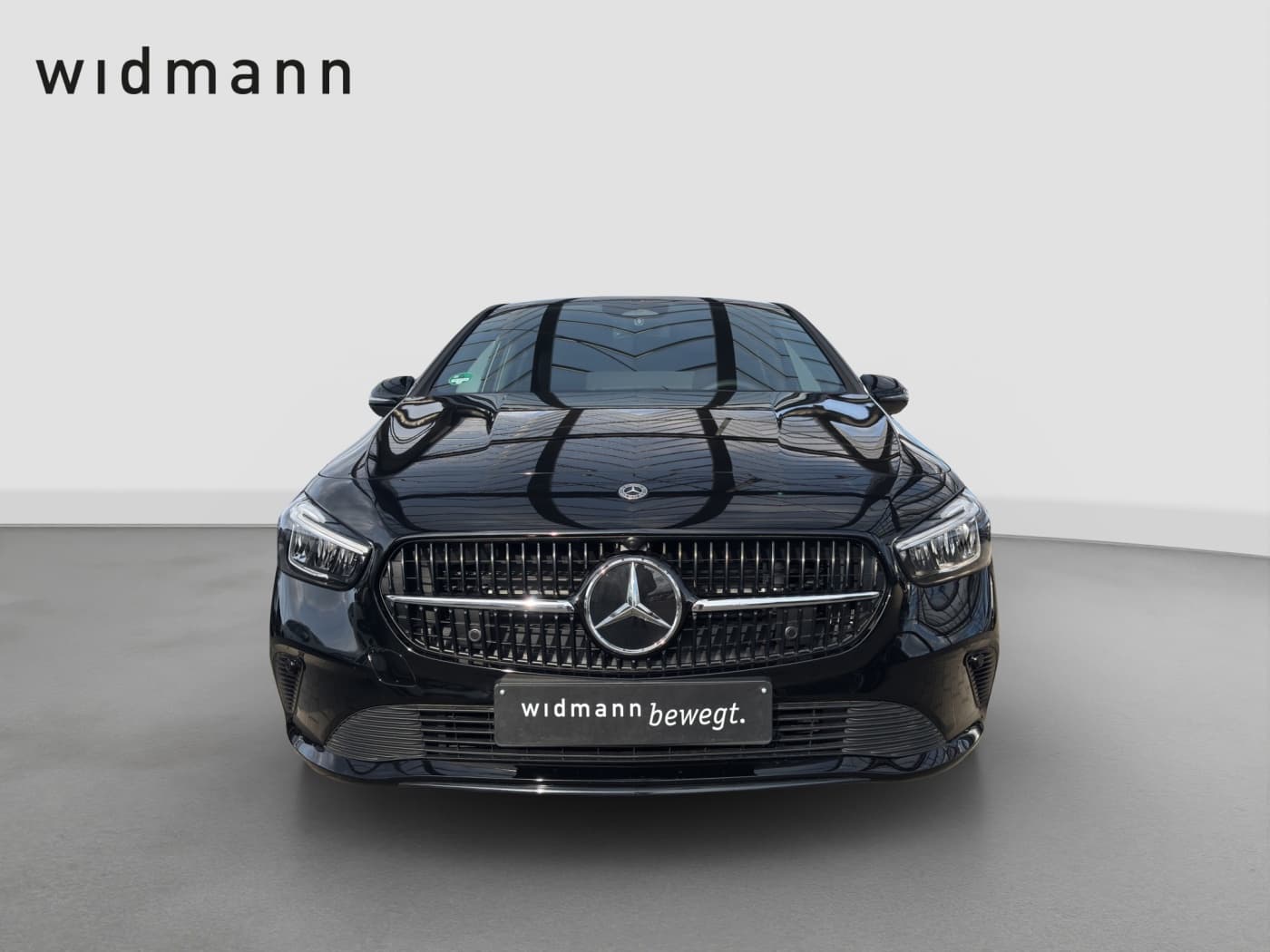 Mercedes-Benz B 180 Bild 2