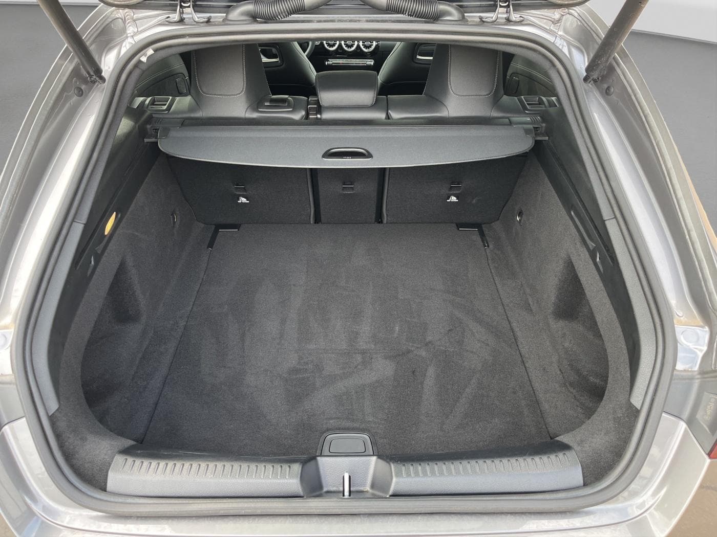 Mercedes-Benz CLA 200 Shooting Brake Bild 16