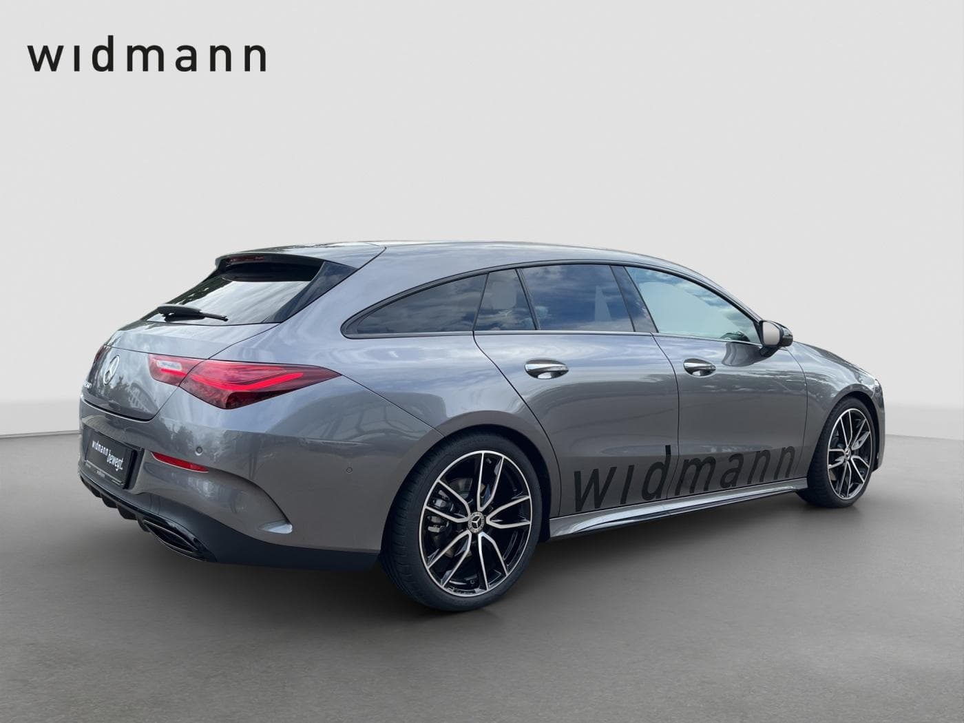 Mercedes-Benz CLA 200 Shooting Brake Bild 2