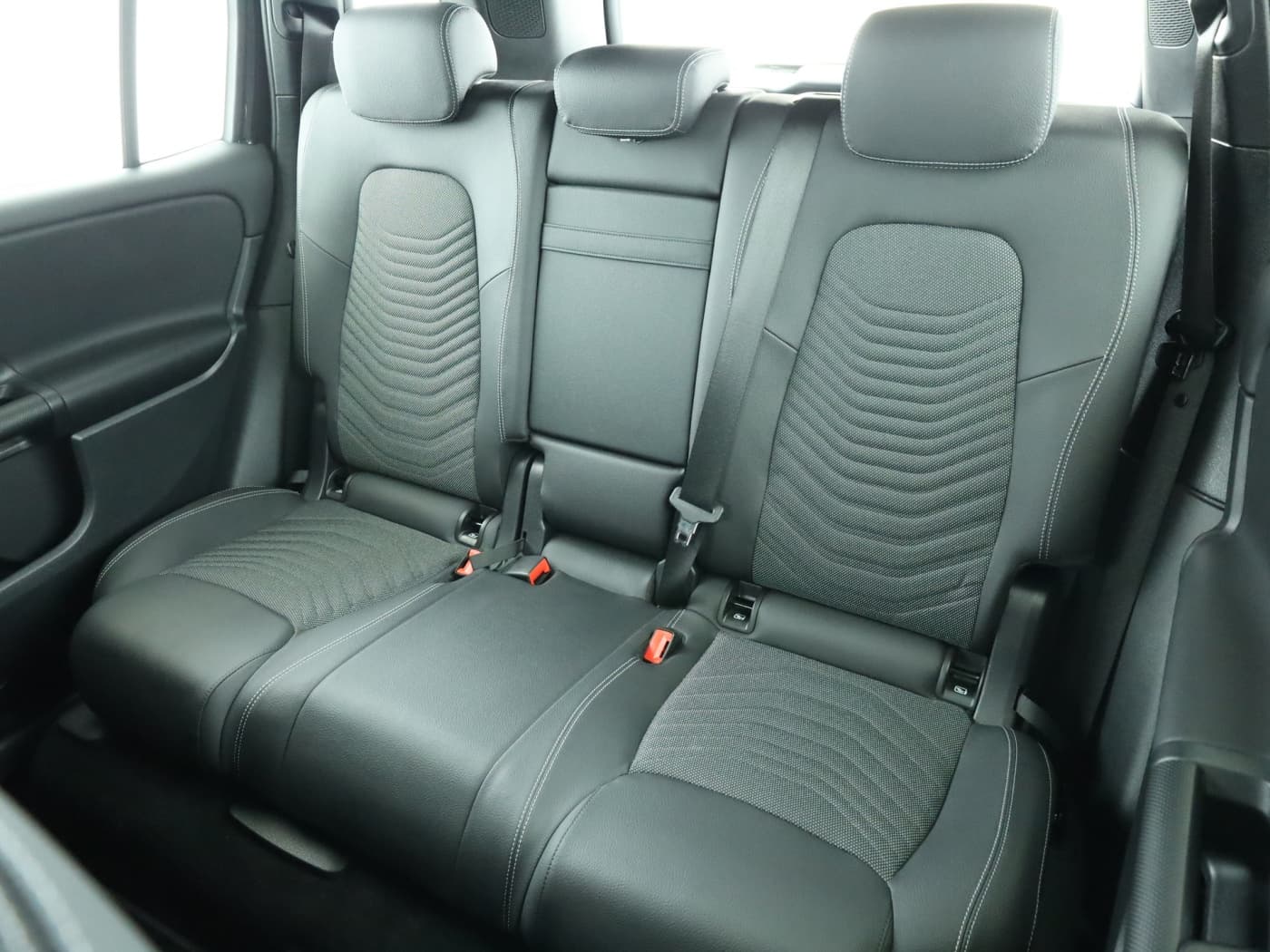 Mercedes-Benz GLB 200 d Bild 18