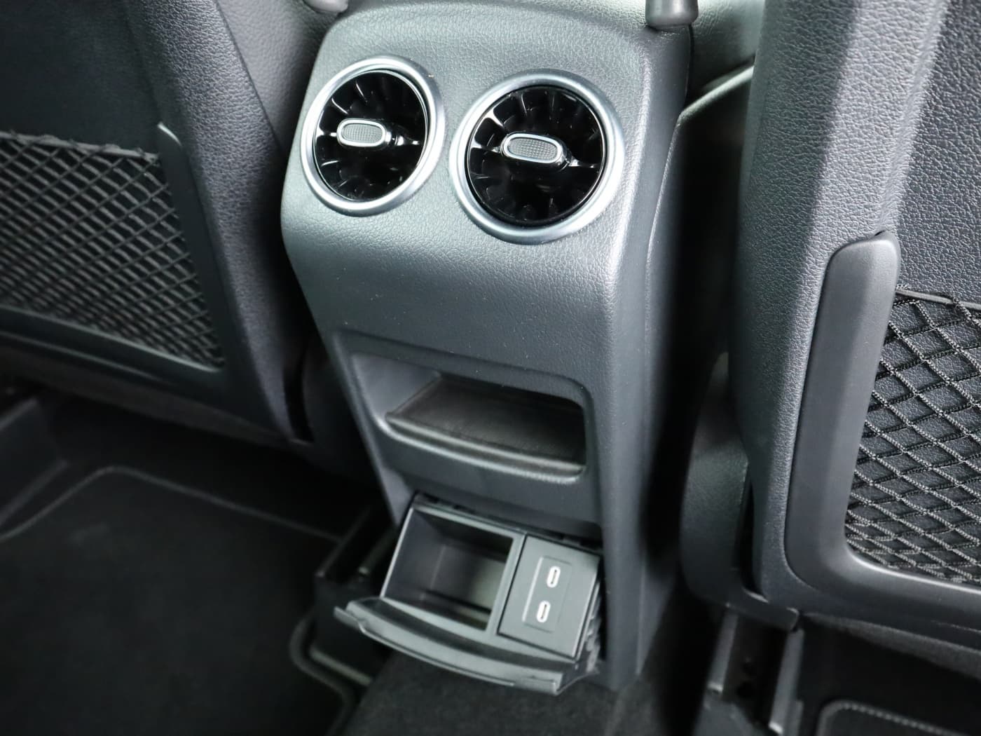Mercedes-Benz GLB 200 d Bild 23