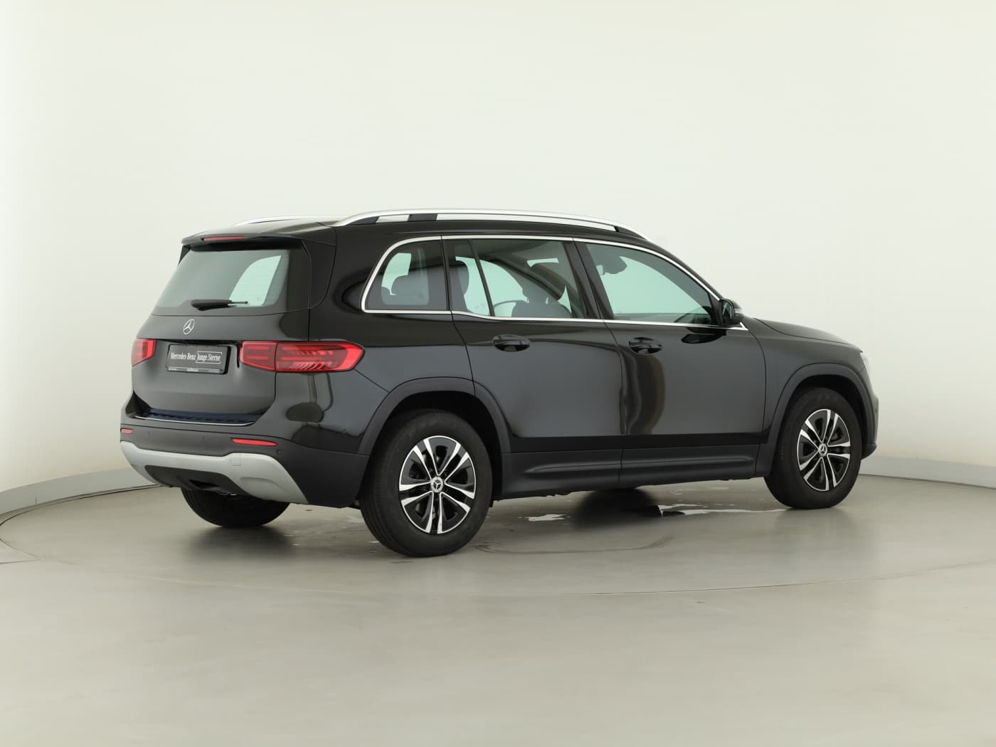 Mercedes-Benz GLB 200 d Bild 6