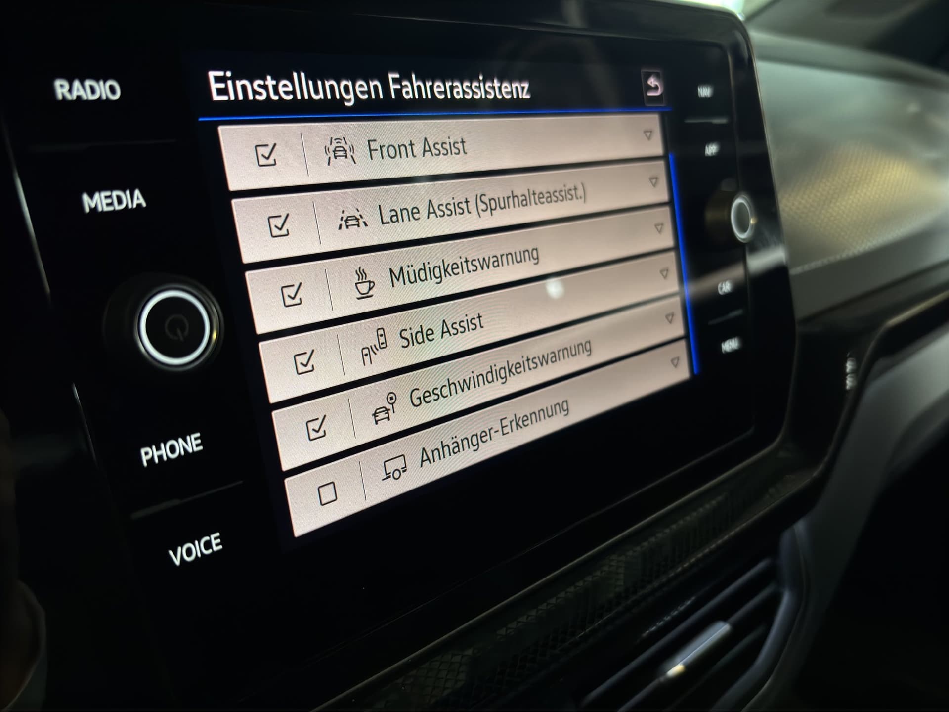 Volkswagen T-Cross Life 1.0 TSI 115 PS DSG AHK NAVI ACC Bild 21