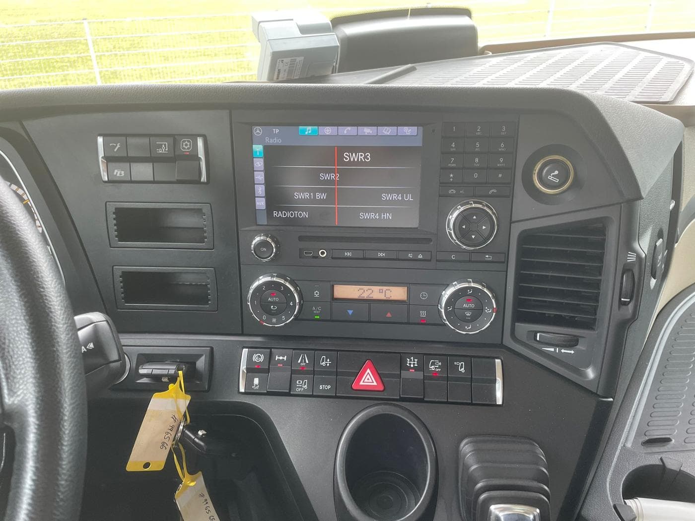 Mercedes-Benz Actros 1845 LS BigSpace Kipphydraulik Bild 14