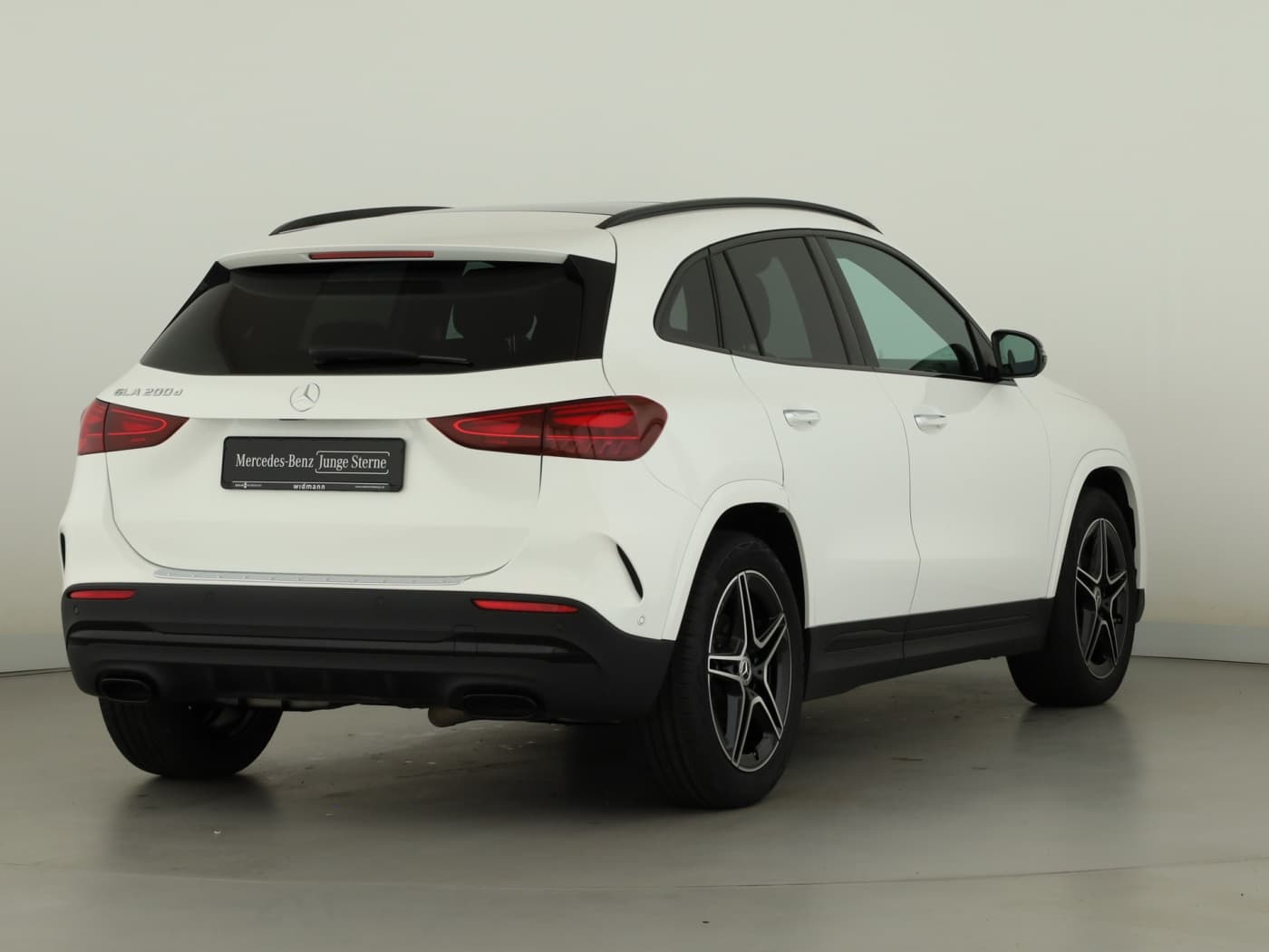 Mercedes-Benz GLA 200 d Bild 2