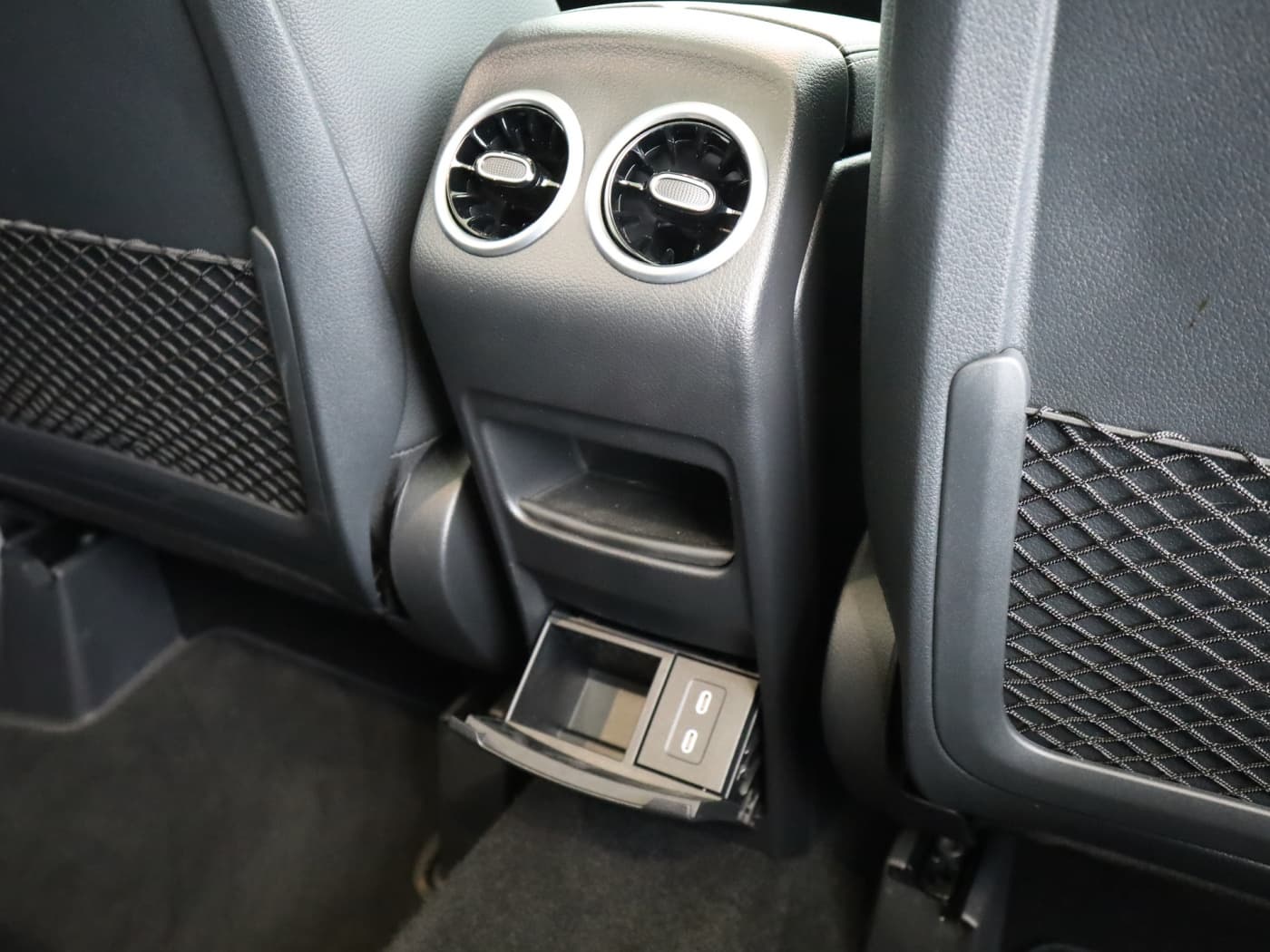 Mercedes-Benz GLA 200 d Bild 24