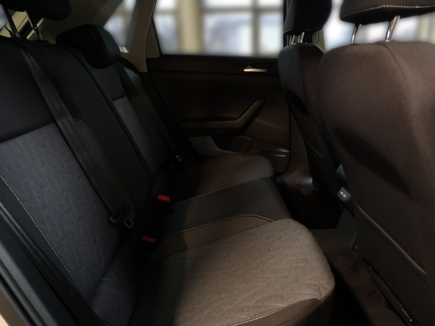 Volkswagen Polo MOVE 1.0 l TSI OPF  5-Gang Bild 12